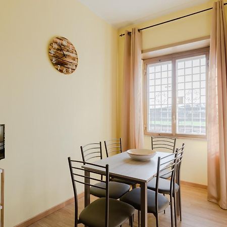 Le Rondini Apartment, 5 Persone, 2 Balconi, Policlinico Tor Vergata E Casilino Roma Exterior foto