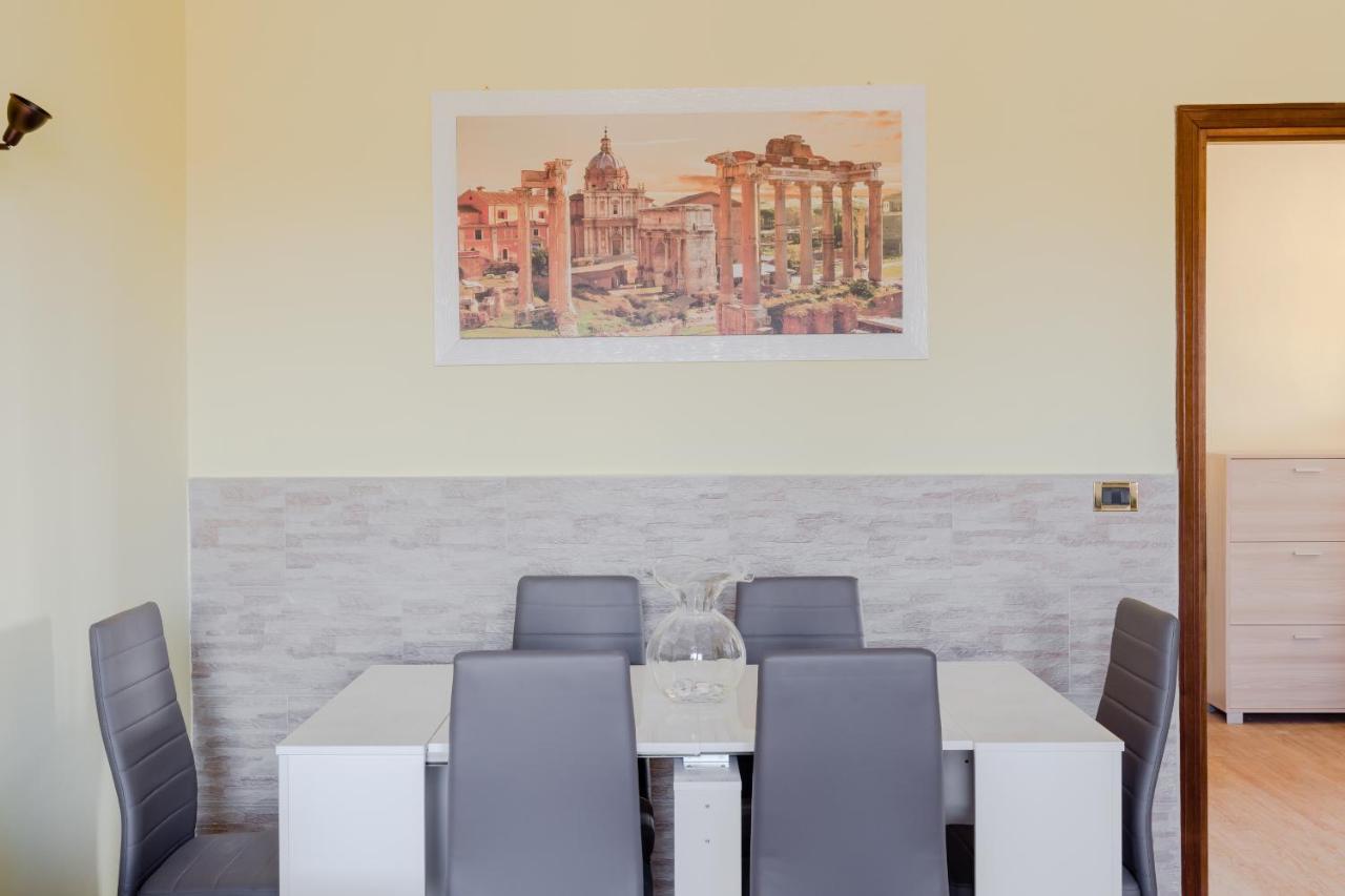 Le Rondini Apartment, 5 Persone, 2 Balconi, Policlinico Tor Vergata E Casilino Roma Exterior foto