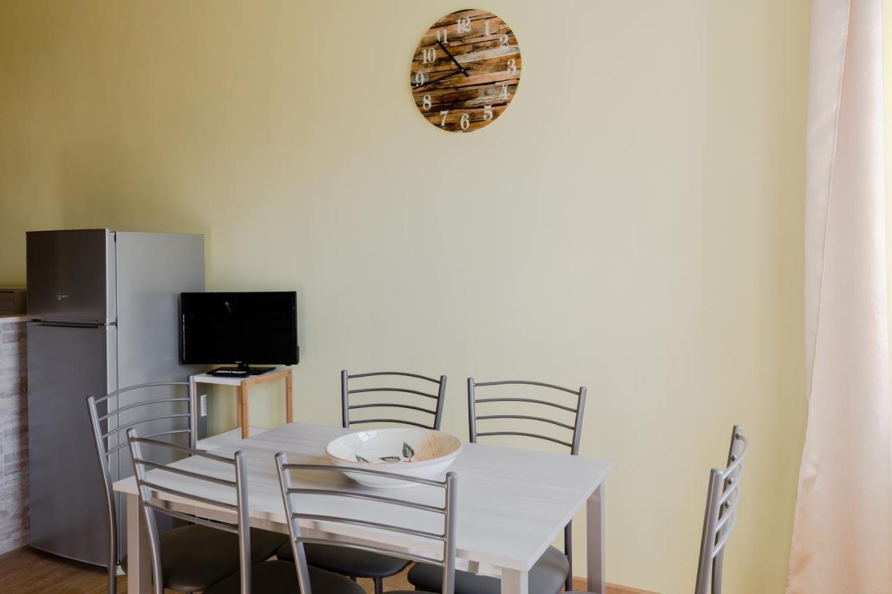 Le Rondini Apartment, 5 Persone, 2 Balconi, Policlinico Tor Vergata E Casilino Roma Exterior foto