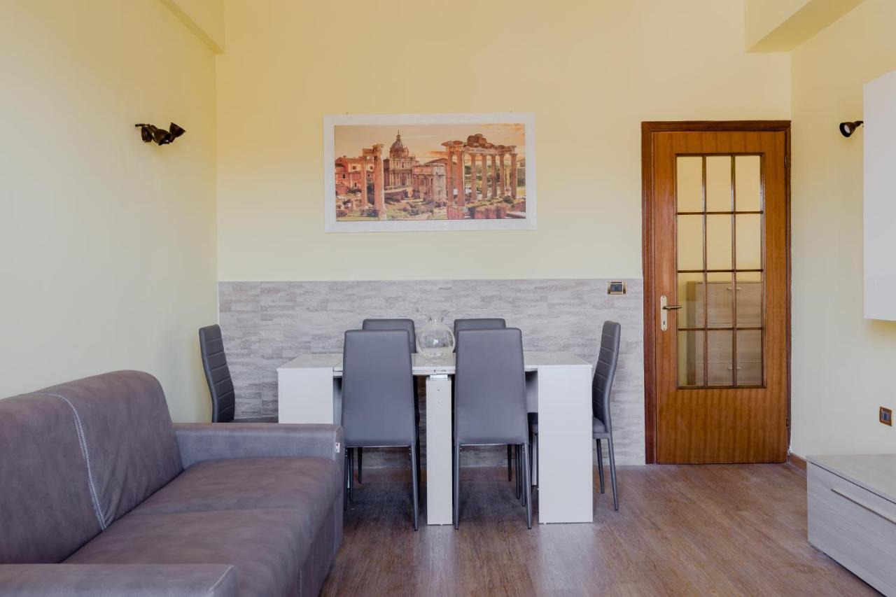 Le Rondini Apartment, 5 Persone, 2 Balconi, Policlinico Tor Vergata E Casilino Roma Exterior foto